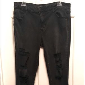 AE 🦅 Blk jeggings destroyed mid rise size 16 long